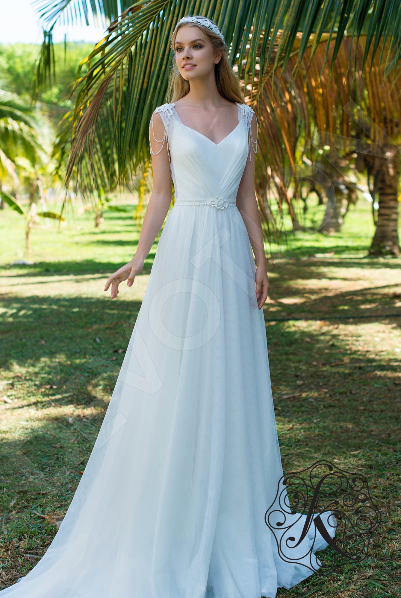 Keiman Open back A-line Sleeveless Wedding Dress Front