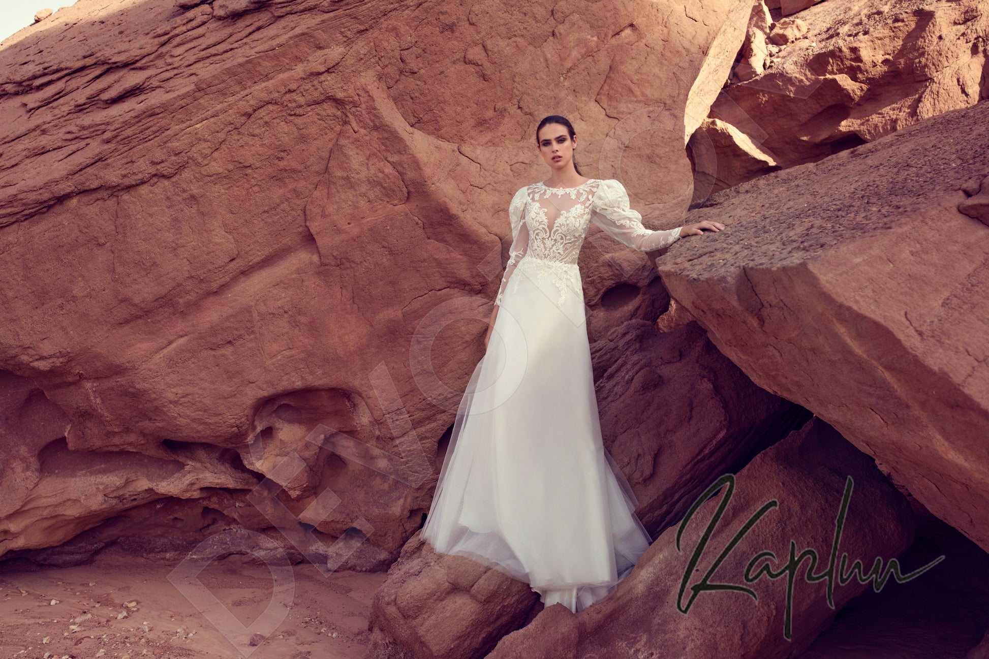Arhelia A-line Jewel Milk Wedding dress