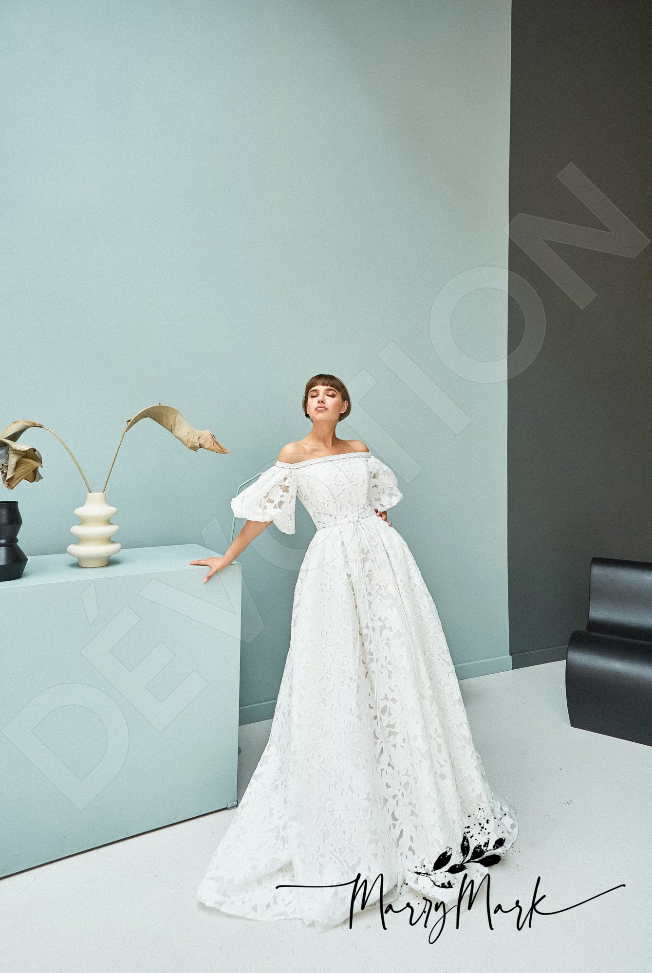 Calista A-line Off-shoulder/Drop shoulders Milk Wedding dress