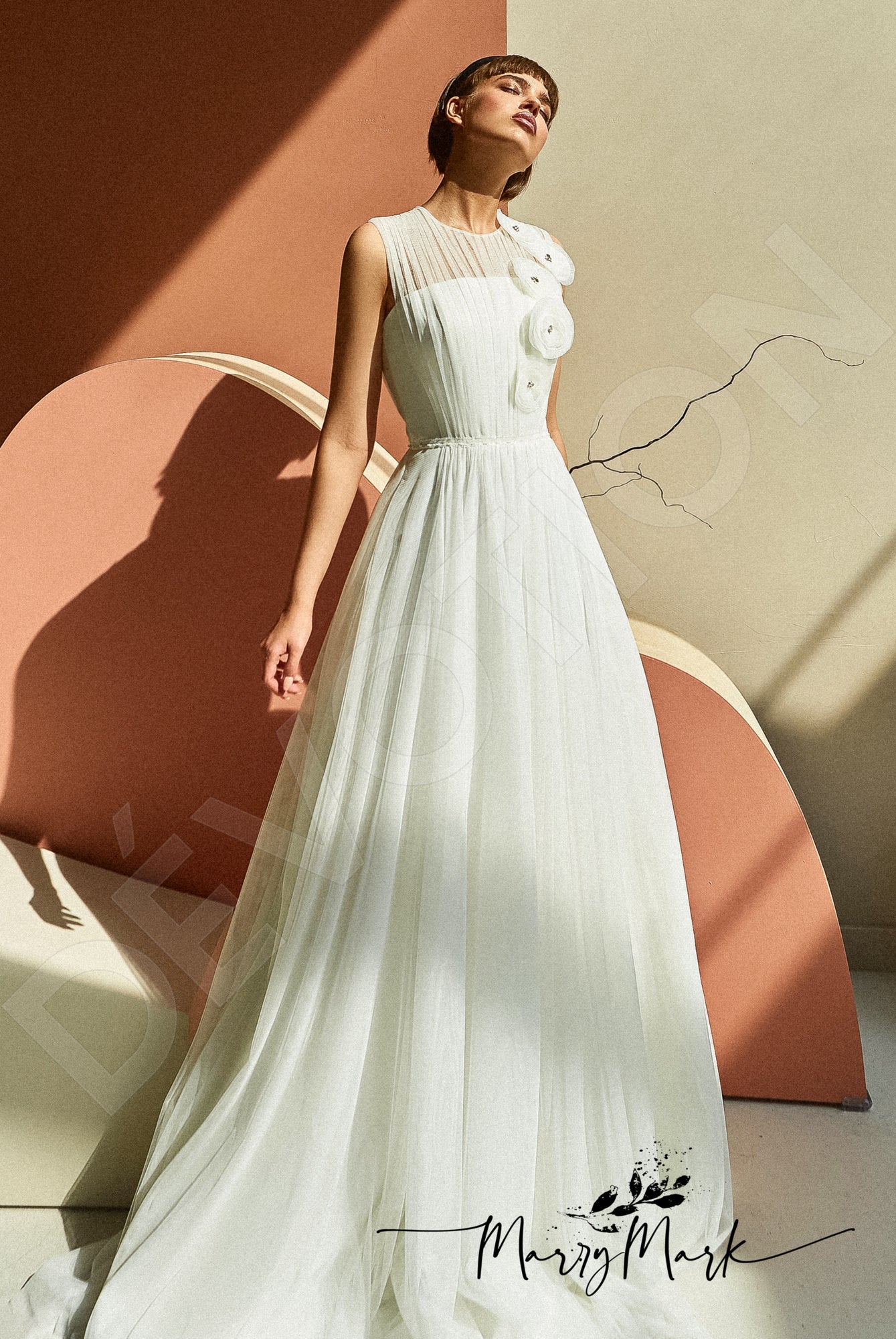Elma A-line Jewel Milk Wedding dress