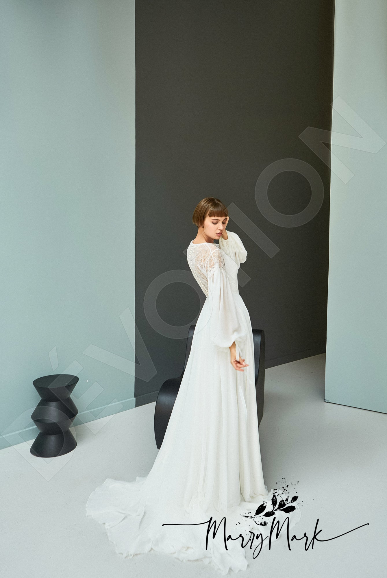 Foly A-line Jewel Milk Wedding dress