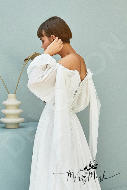 Greiya Open back A-line Detachable sleeves Wedding Dress 3