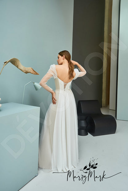Lauta Open back A-line Long sleeve Wedding Dress Back