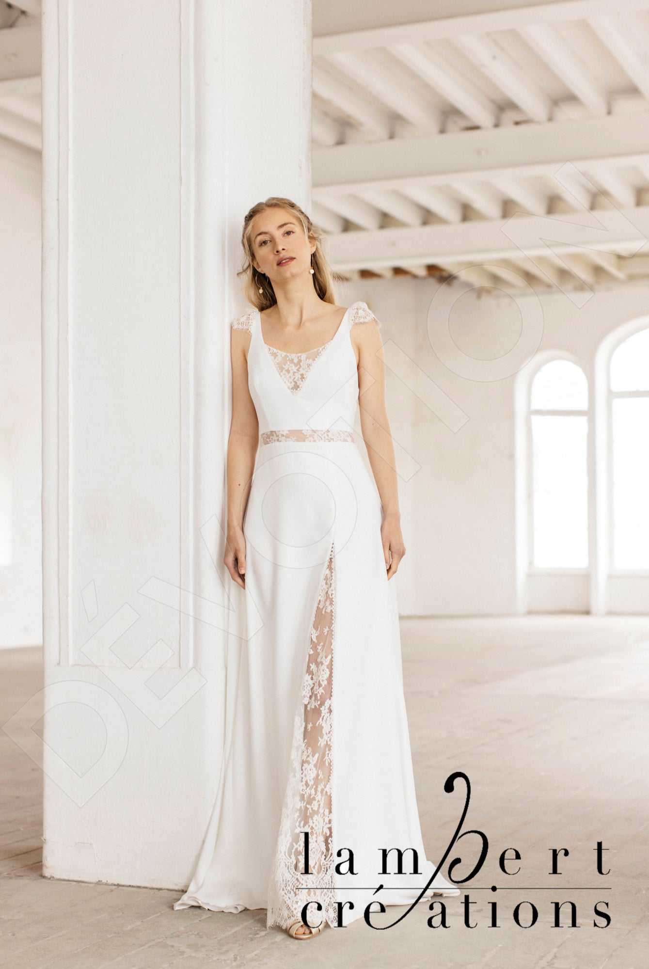 Canopée Open back A-line Sleeveless Wedding Dress 9