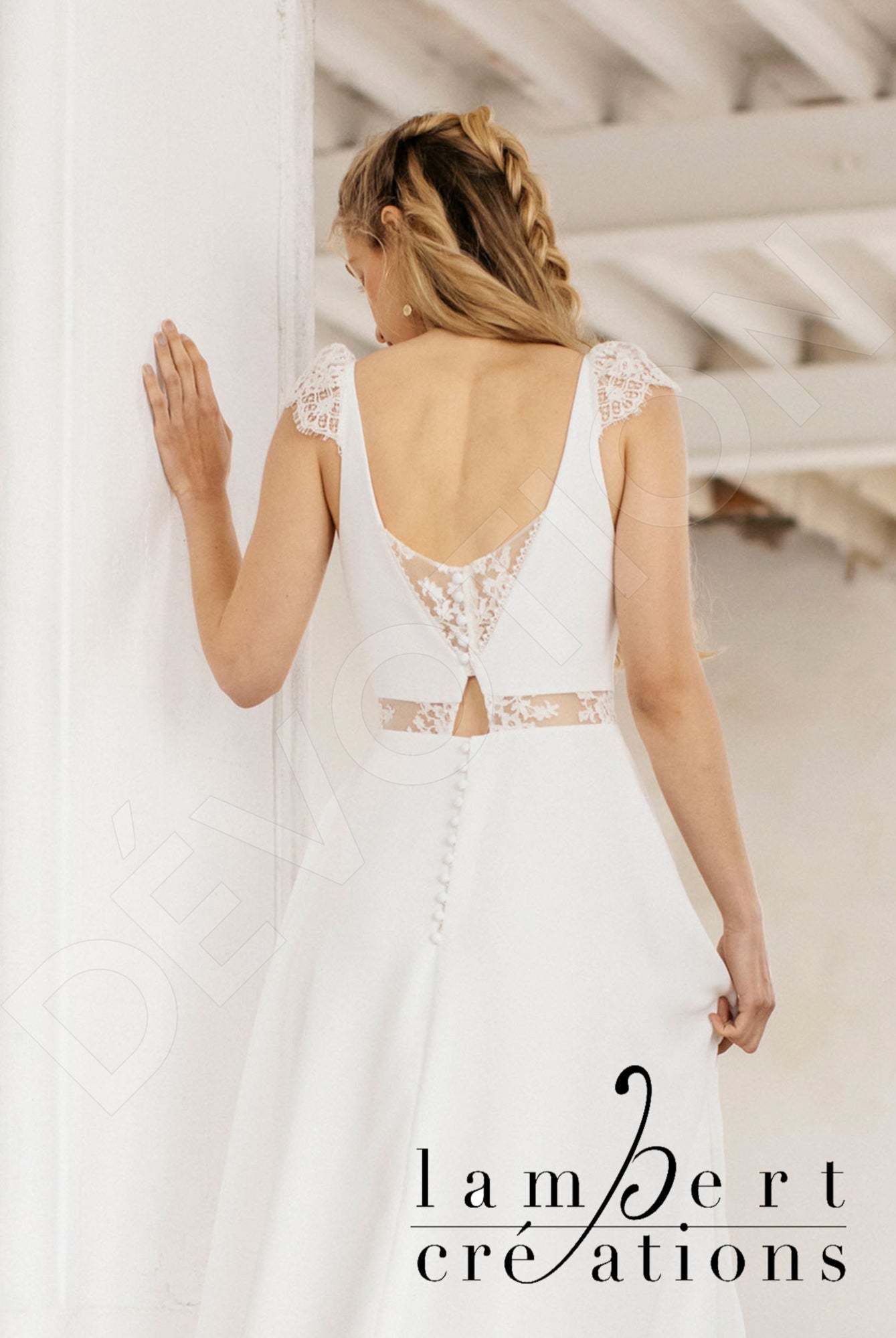 Canopée Open back A-line Sleeveless Wedding Dress 3