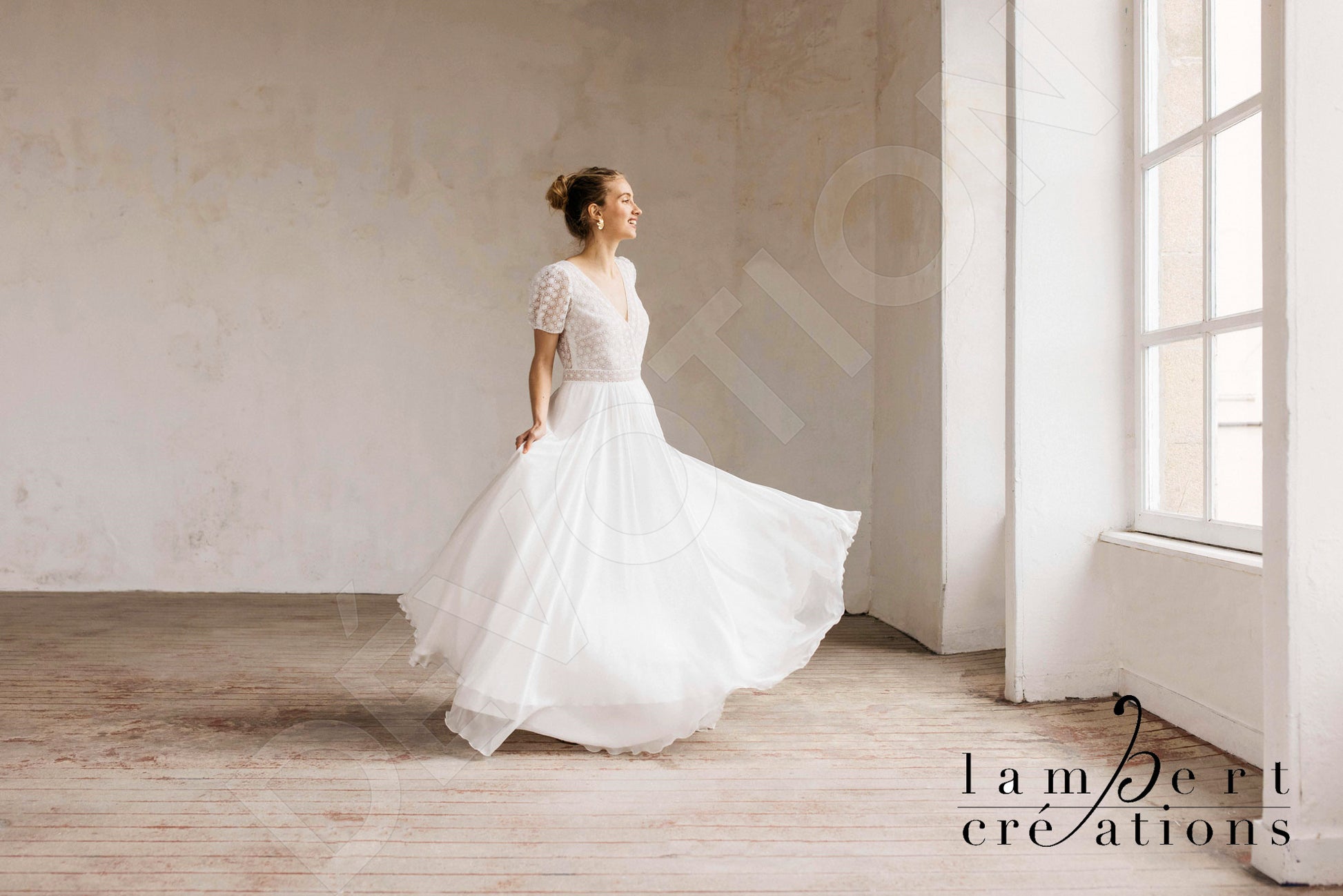 Edelweiss A-line V-neck Ivory Wedding dress