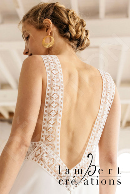 Eternité Open back A-line Straps Wedding Dress 7