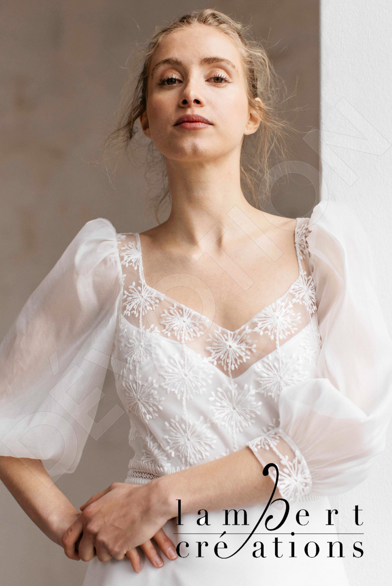 Etoile Open back A-line 3/4 sleeve Wedding Dress 4