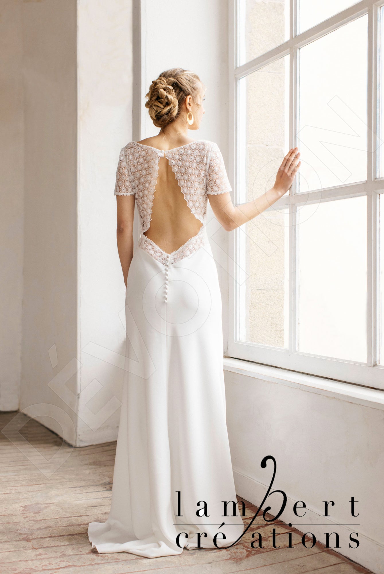 Infini Open back A-line Short/ Cap sleeve Wedding Dress Back