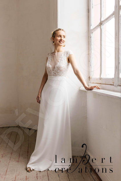 Odyssée Full back A-line Short/ Cap sleeve Wedding Dress 6