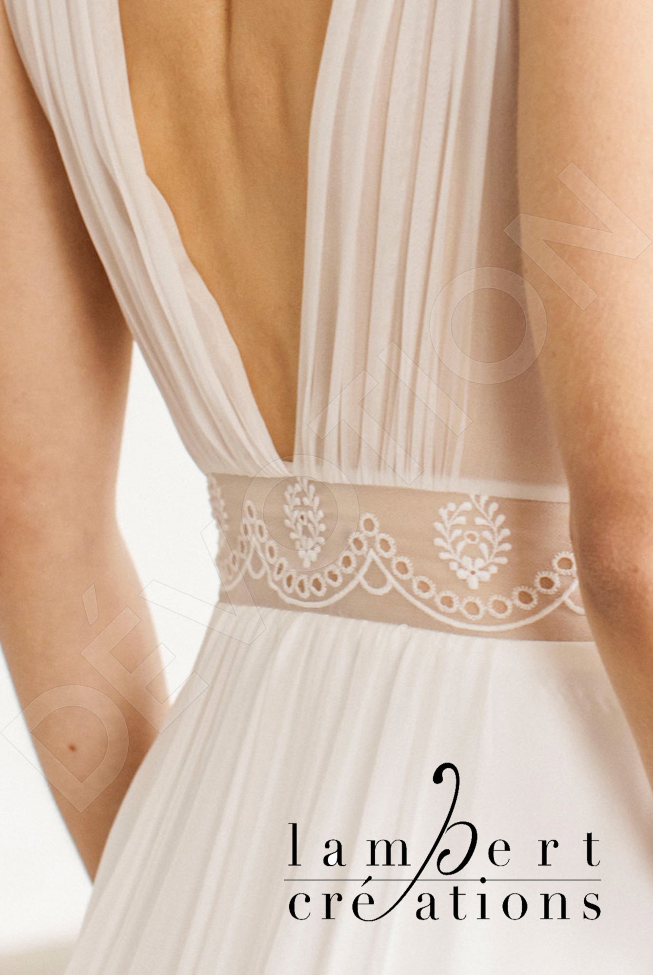 Oural A-line V-neck Ivory Wedding dress
