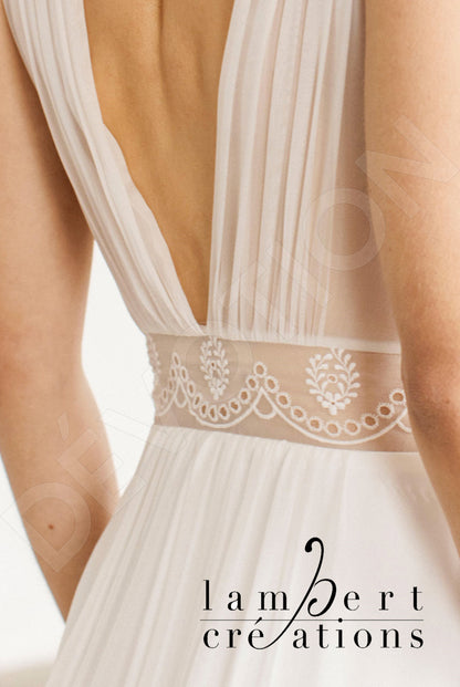Oural Open back A-line Sleeveless Wedding Dress 7