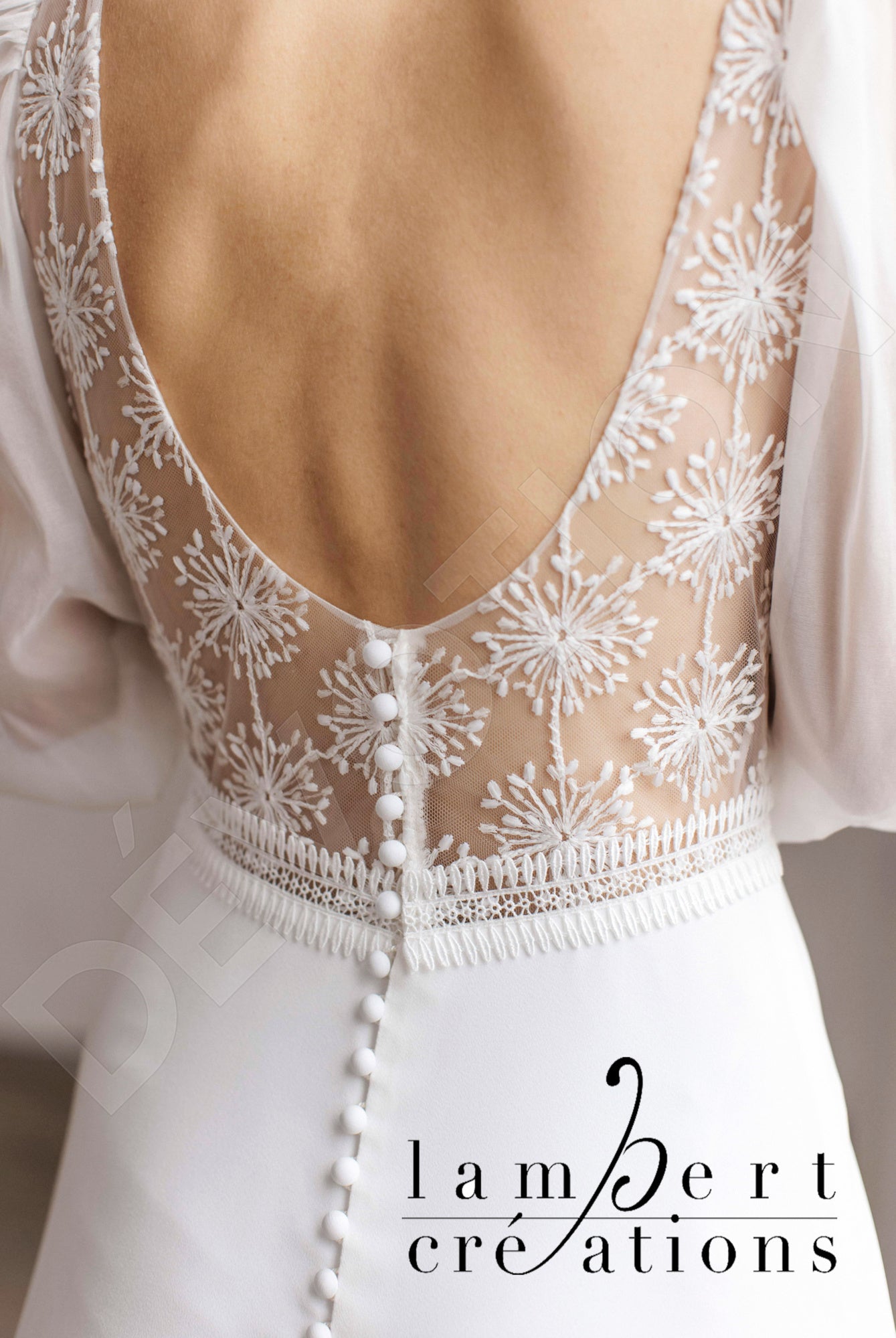 Etoile Open back A-line 3/4 sleeve Wedding Dress 3