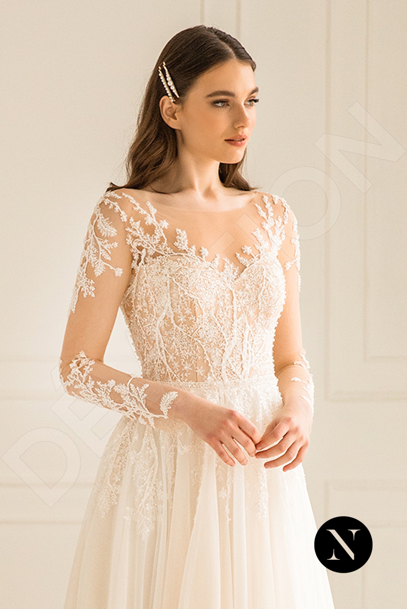 Averill Full back A-line Long sleeve Wedding Dress 4