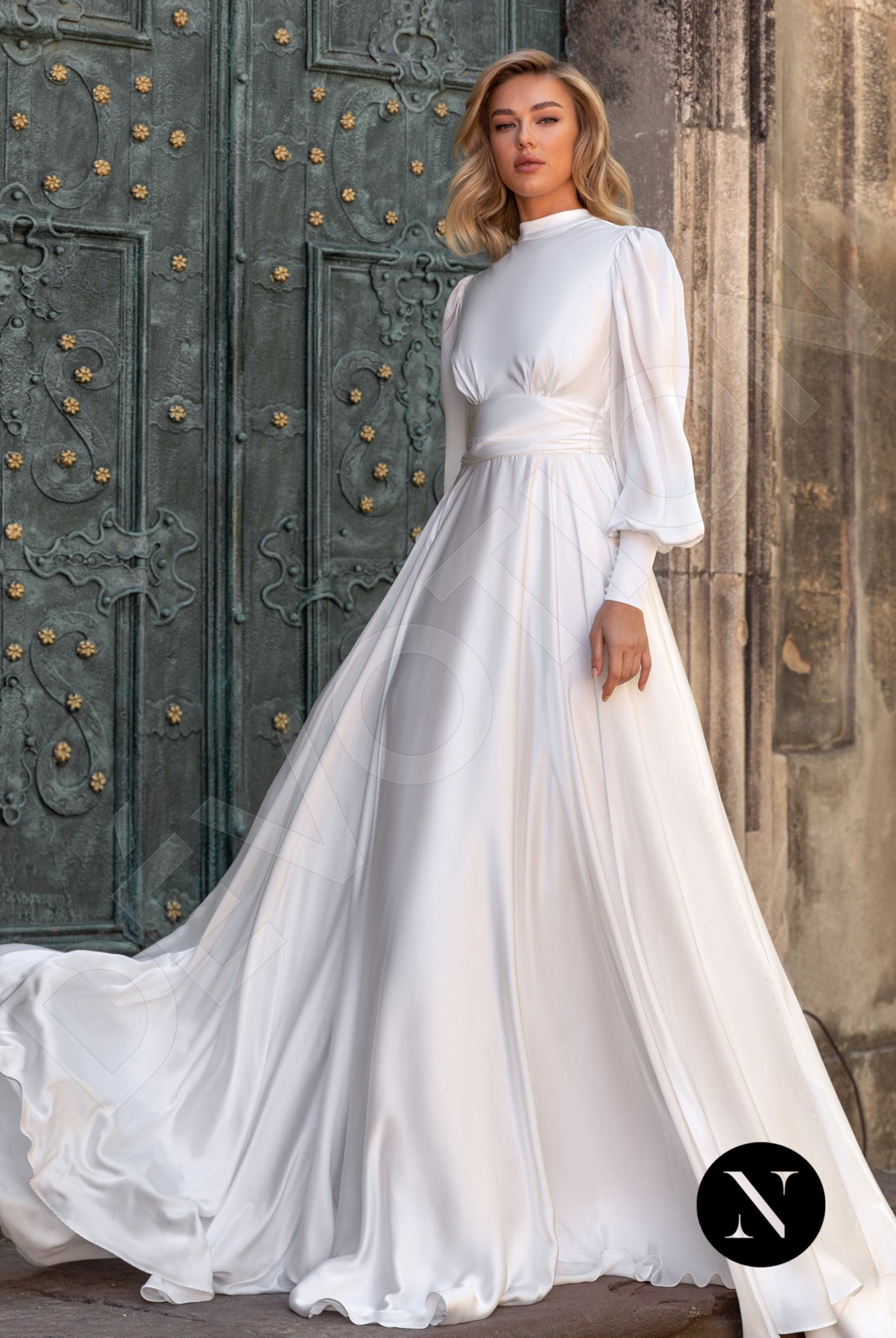 Anais Open back A-line Long sleeve Wedding Dress Front