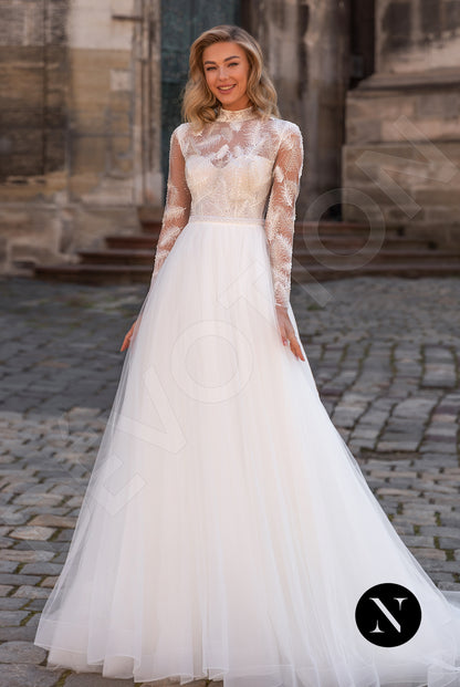 Lilou Full back A-line Long sleeve Wedding Dress Front