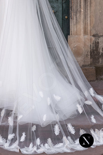 Lilou Full back A-line Long sleeve Wedding Dress 9