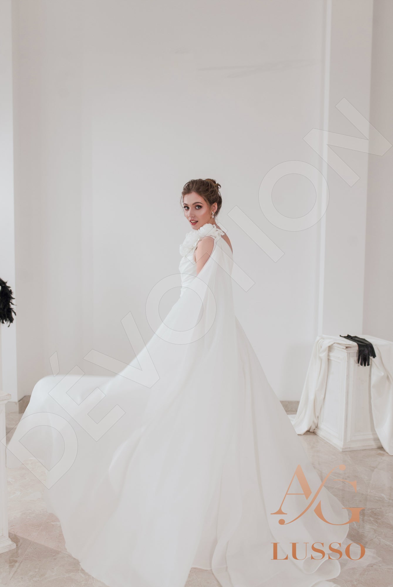 Lorinet Open back A-line Sleeveless Wedding Dress 9