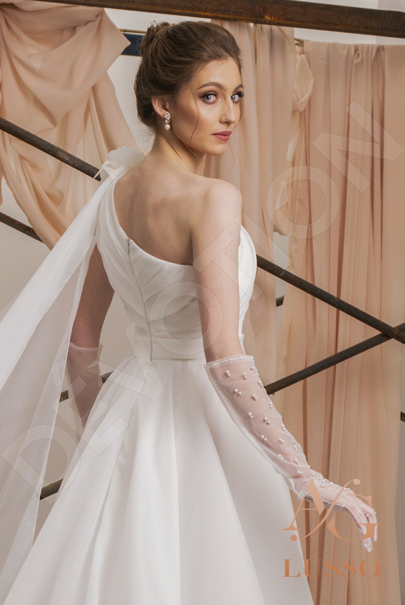 Lorinet A-line Asymmetric/One shoulder Arctic LightMilk Wedding dress