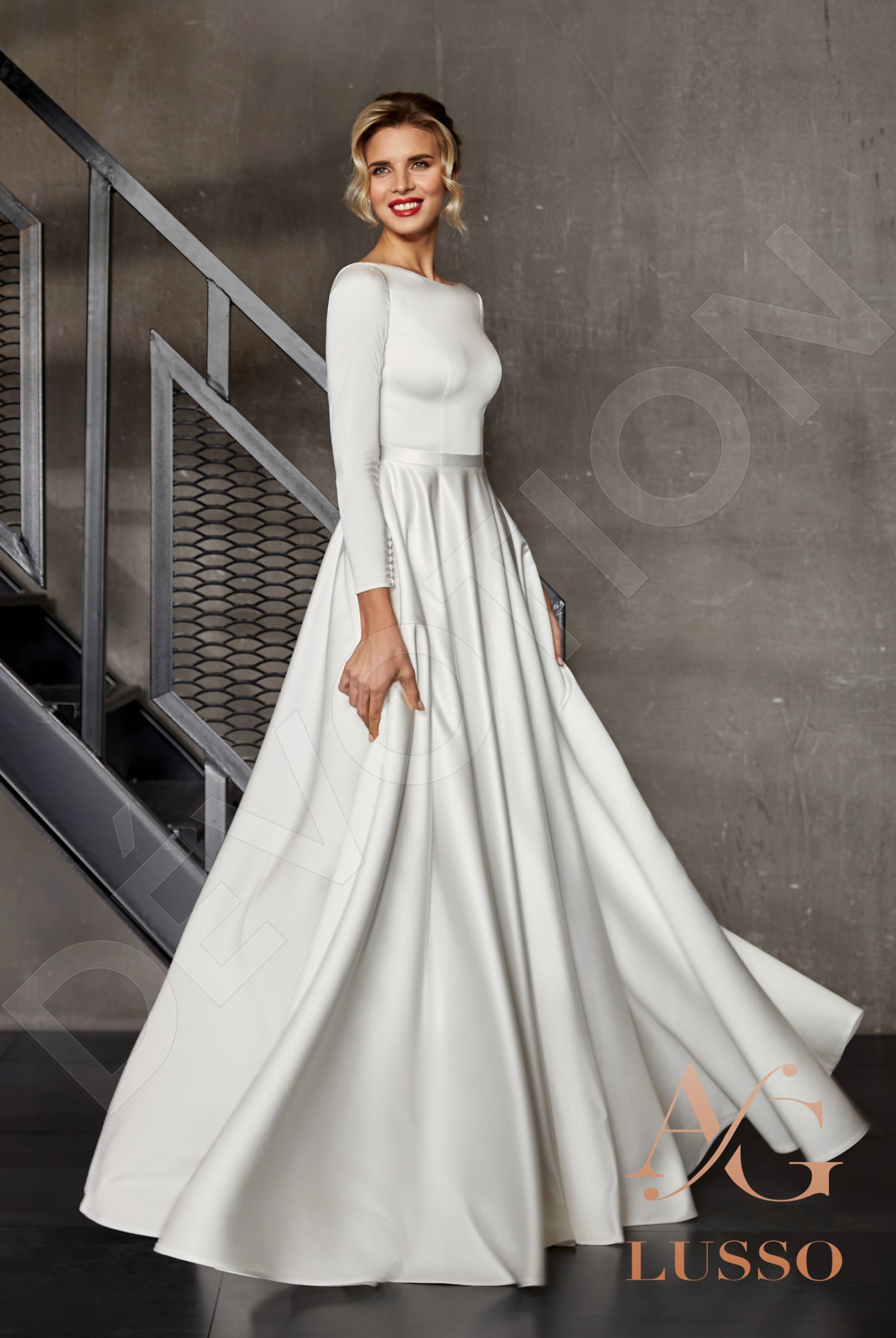 Brigitte A-line Boat/Bateau Ivory Wedding dress
