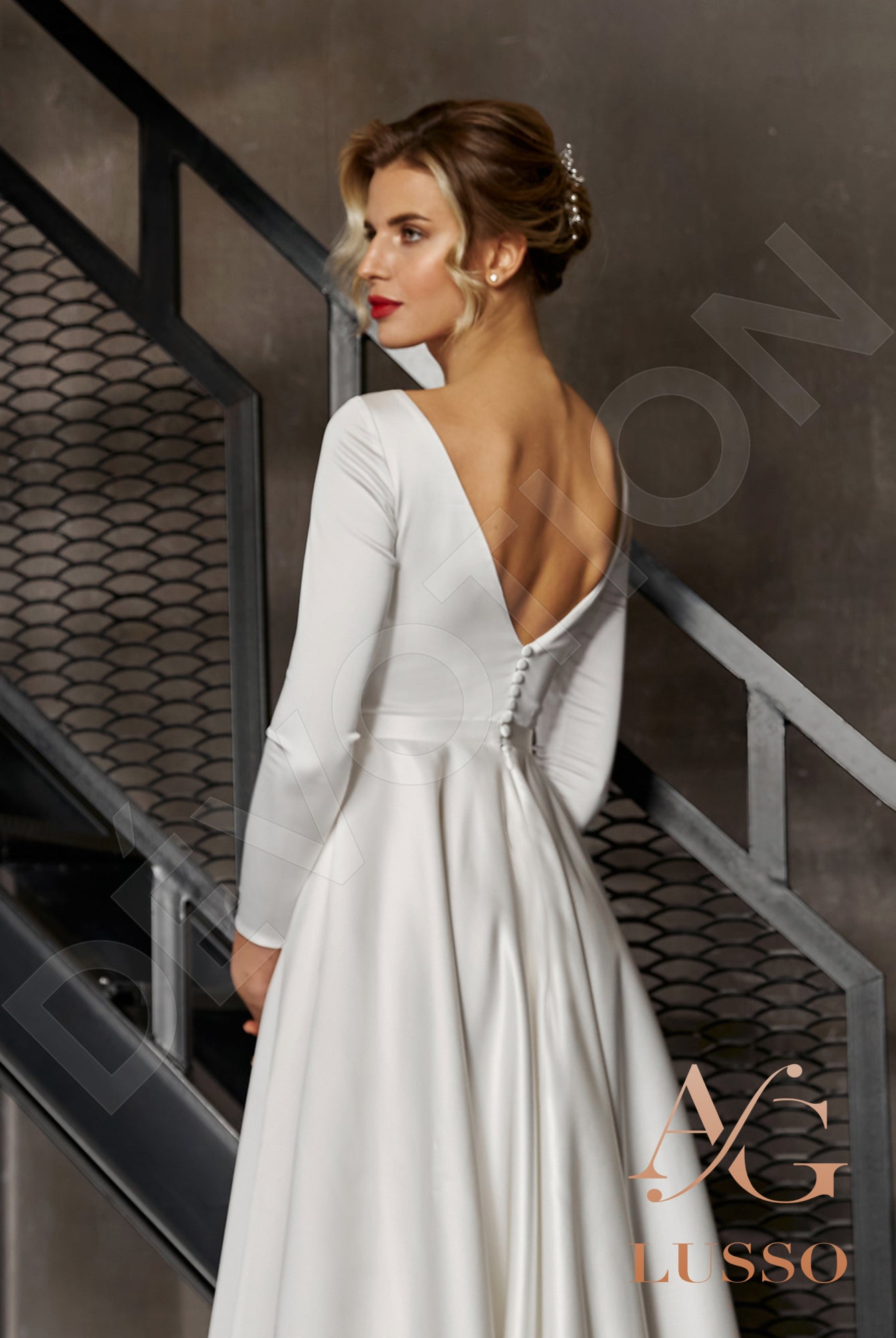 Brigitte Open back A-line Long sleeve Wedding Dress 6