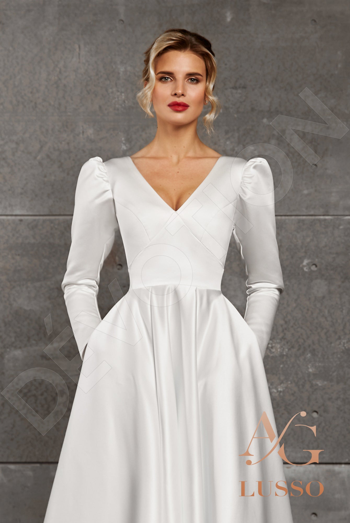 Abell Open back A-line Long sleeve Wedding Dress 2