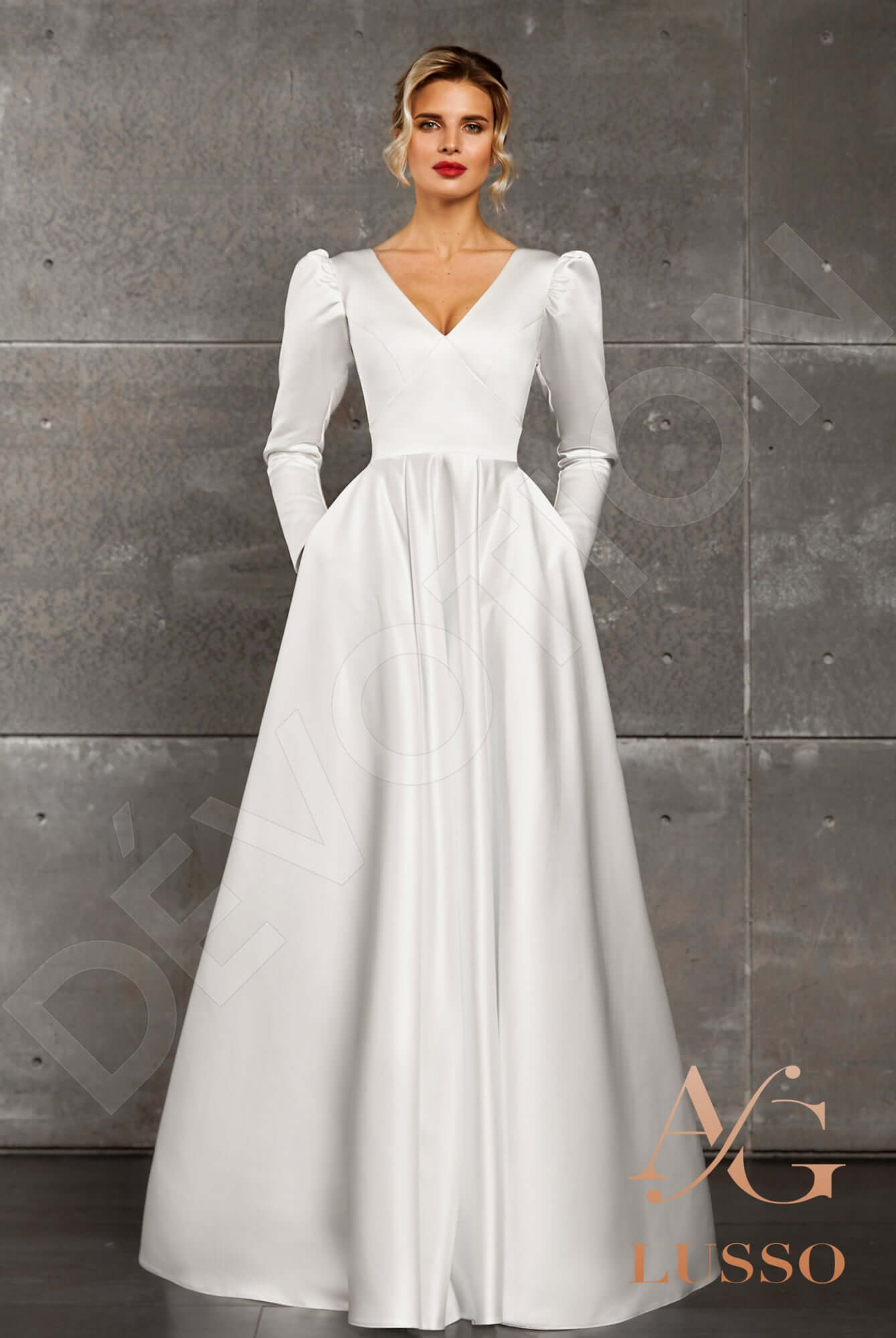 Abell Open back A-line Long sleeve Wedding Dress Front