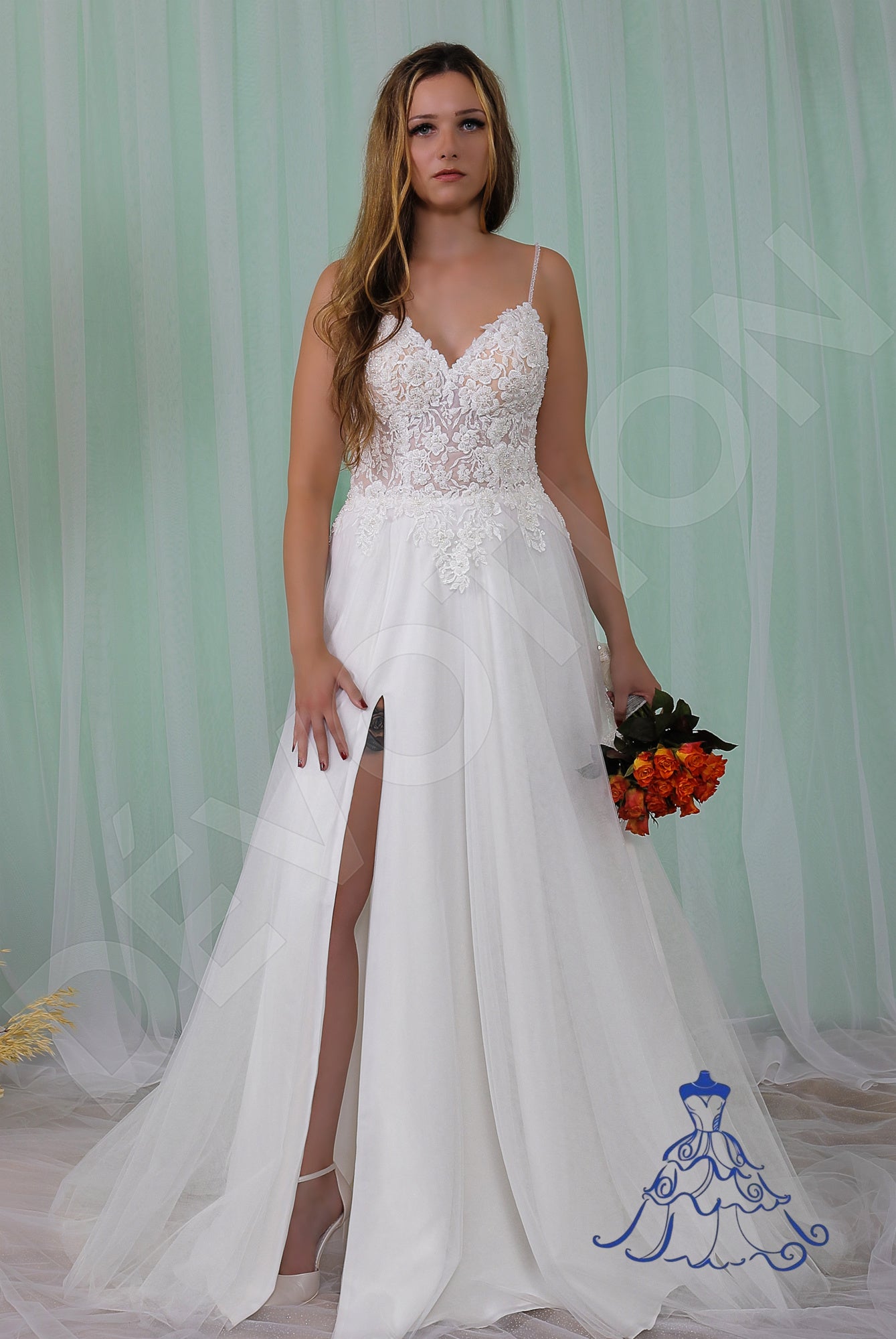 Tala A-line V-neck Ivory Wedding dress
