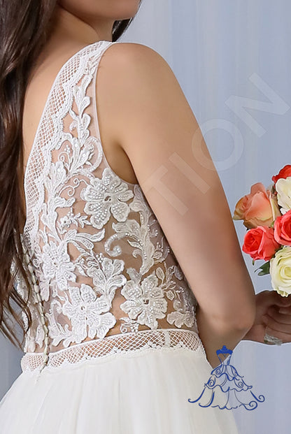 Maja Open back A-line Sleeveless Wedding Dress 3