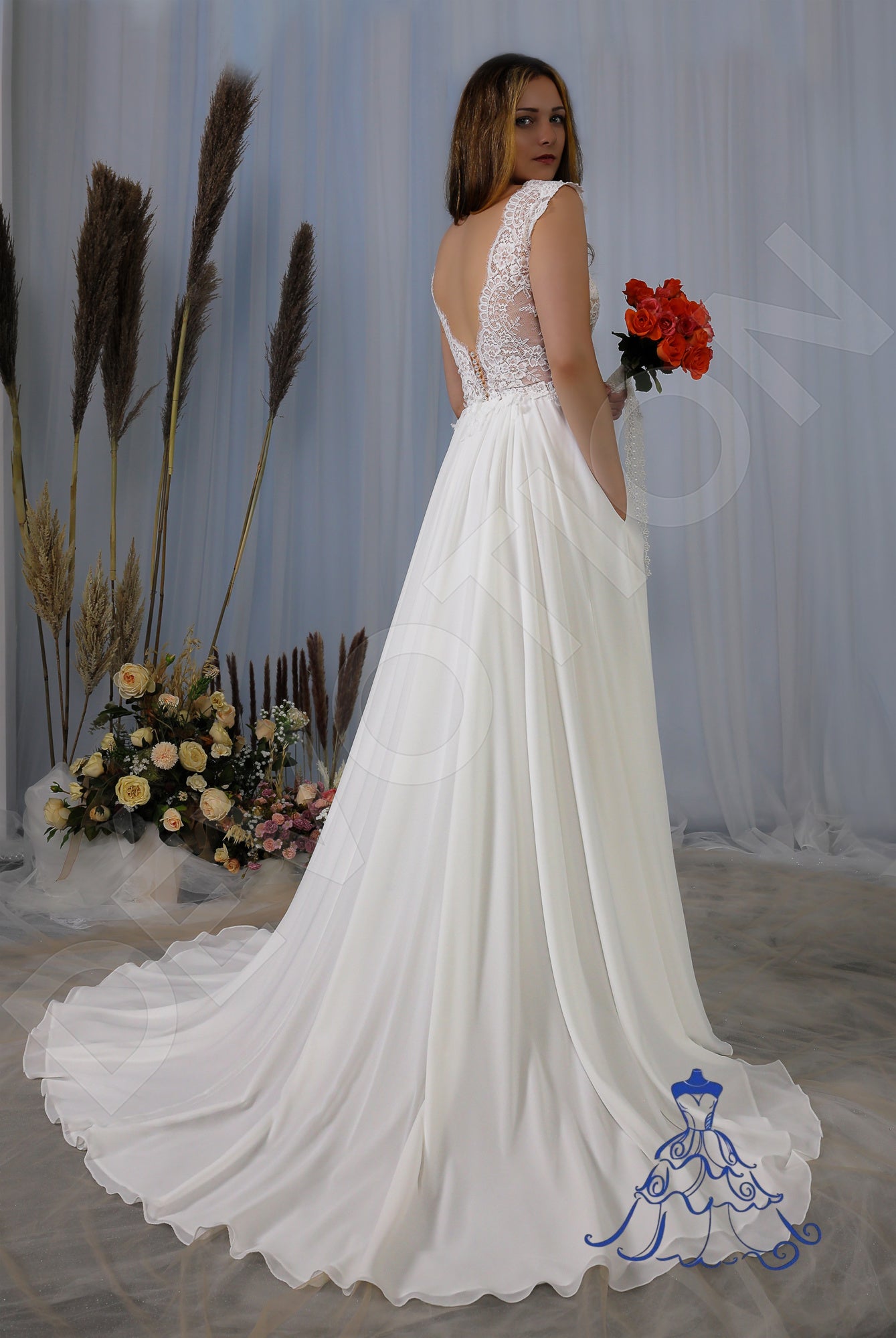 Minell A-line V-neck Ivory Wedding dress