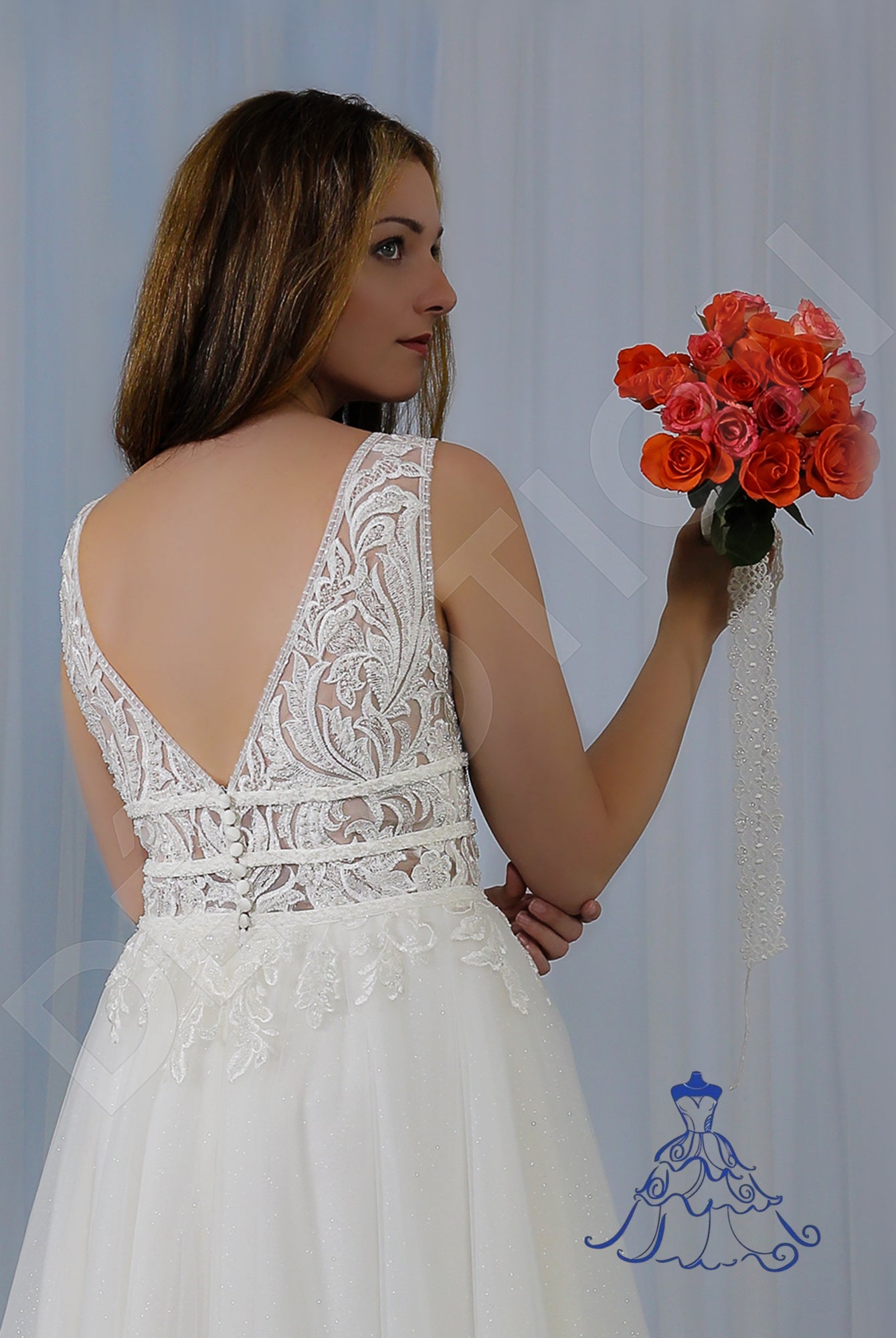 Naemi Open back A-line Sleeveless Wedding Dress 3