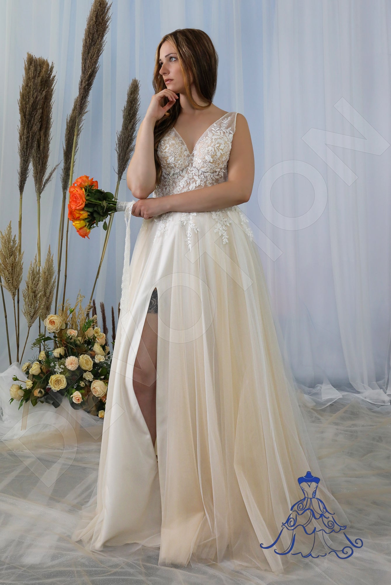 Liva A-line V-neck Ivory Nude Wedding dress