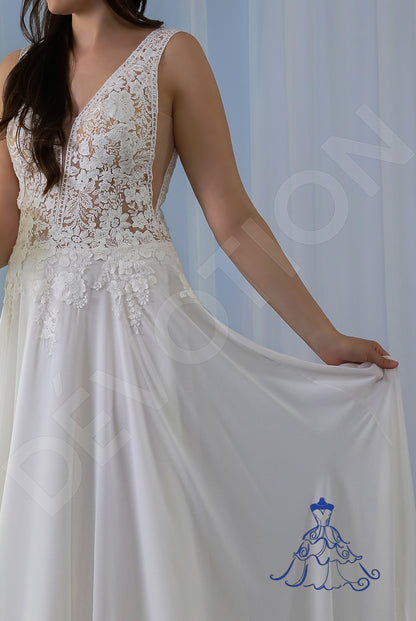 Valeska Open back A-line Sleeveless Wedding Dress 5