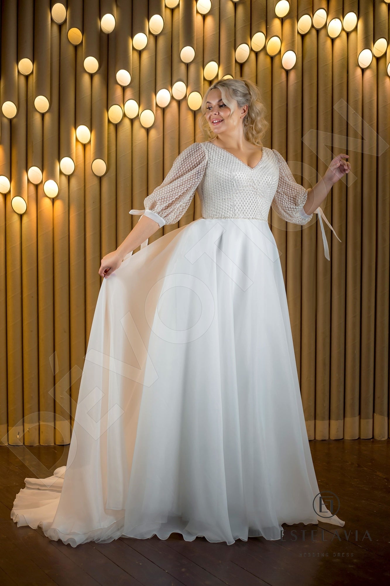 Denisa Open back A-line Half sleeve Wedding Dress 3