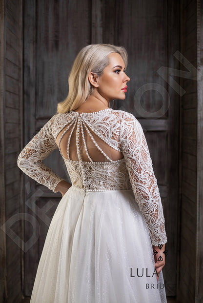 Mirela Open back A-line Long sleeve Wedding Dress 7
