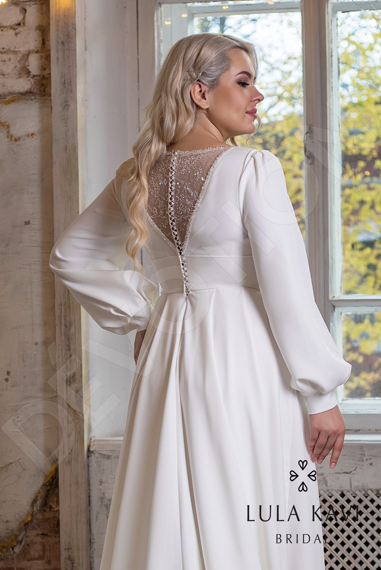 Rinne Full back A-line Long sleeve Wedding Dress 5