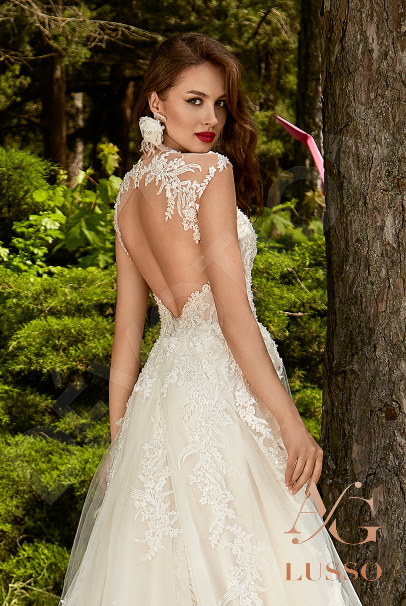 Aliara Open back A-line Sleeveless Wedding Dress 3