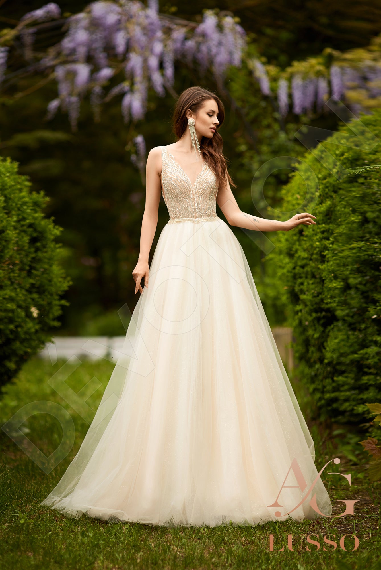 Pavlina Open back A-line Sleeveless Wedding Dress 5
