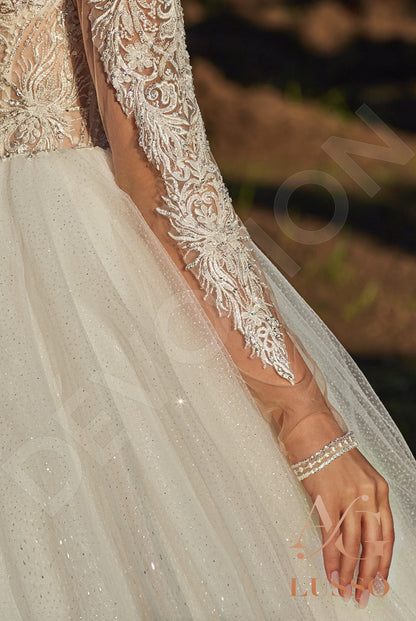 Lamissa Full back A-line Long sleeve Wedding Dress 4