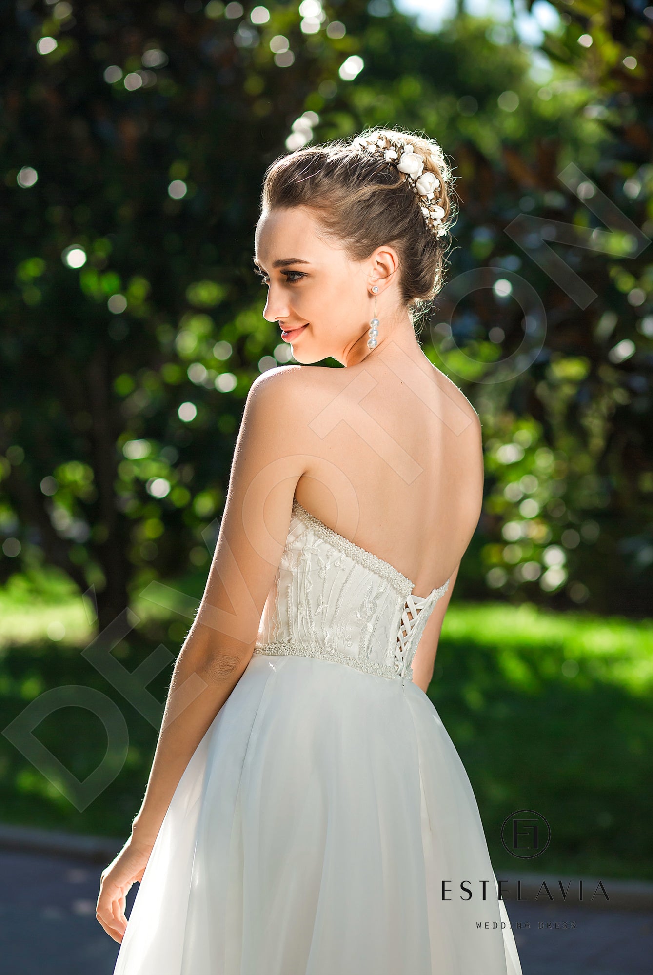 Adelina A-line Off-shoulder/Drop shoulders Milk Wedding dress