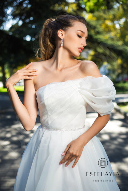 Cataline Open back A-line Strapless Wedding Dress 2