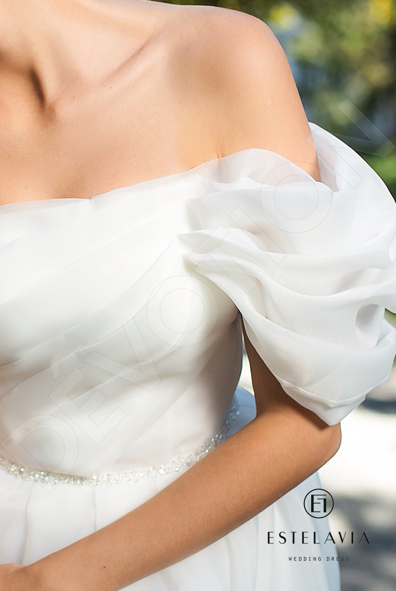 Cataline A-line Straight across Milk Wedding dress