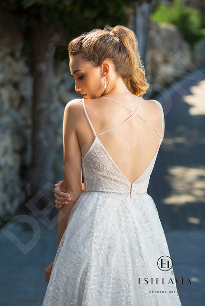 Magdina Open back A-line Detachable sleeves and straps Wedding Dress 3