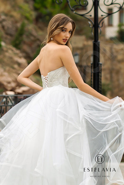 Mihaela Open back A-line Detachable sleeves Wedding Dress 4