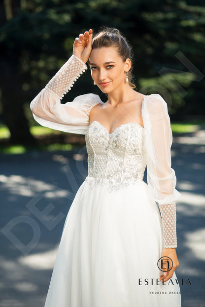 Zinovia Open back A-line Strapless Wedding Dress 5