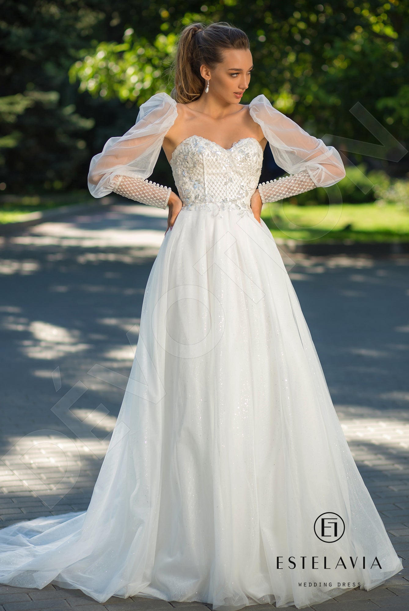 Zinovia Open back A-line Strapless Wedding Dress Front