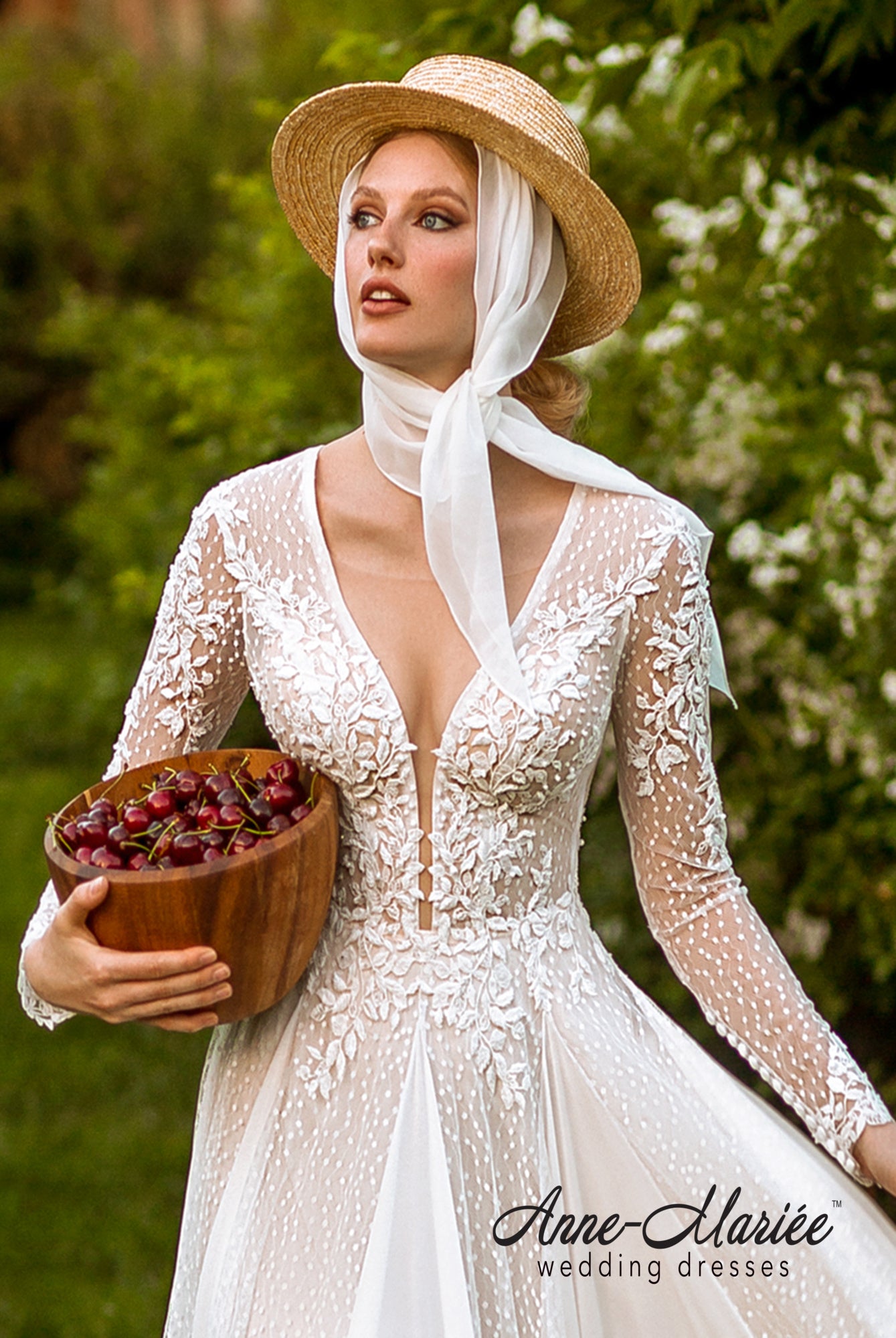 Celiane Full back A-line Long sleeve Wedding Dress 4