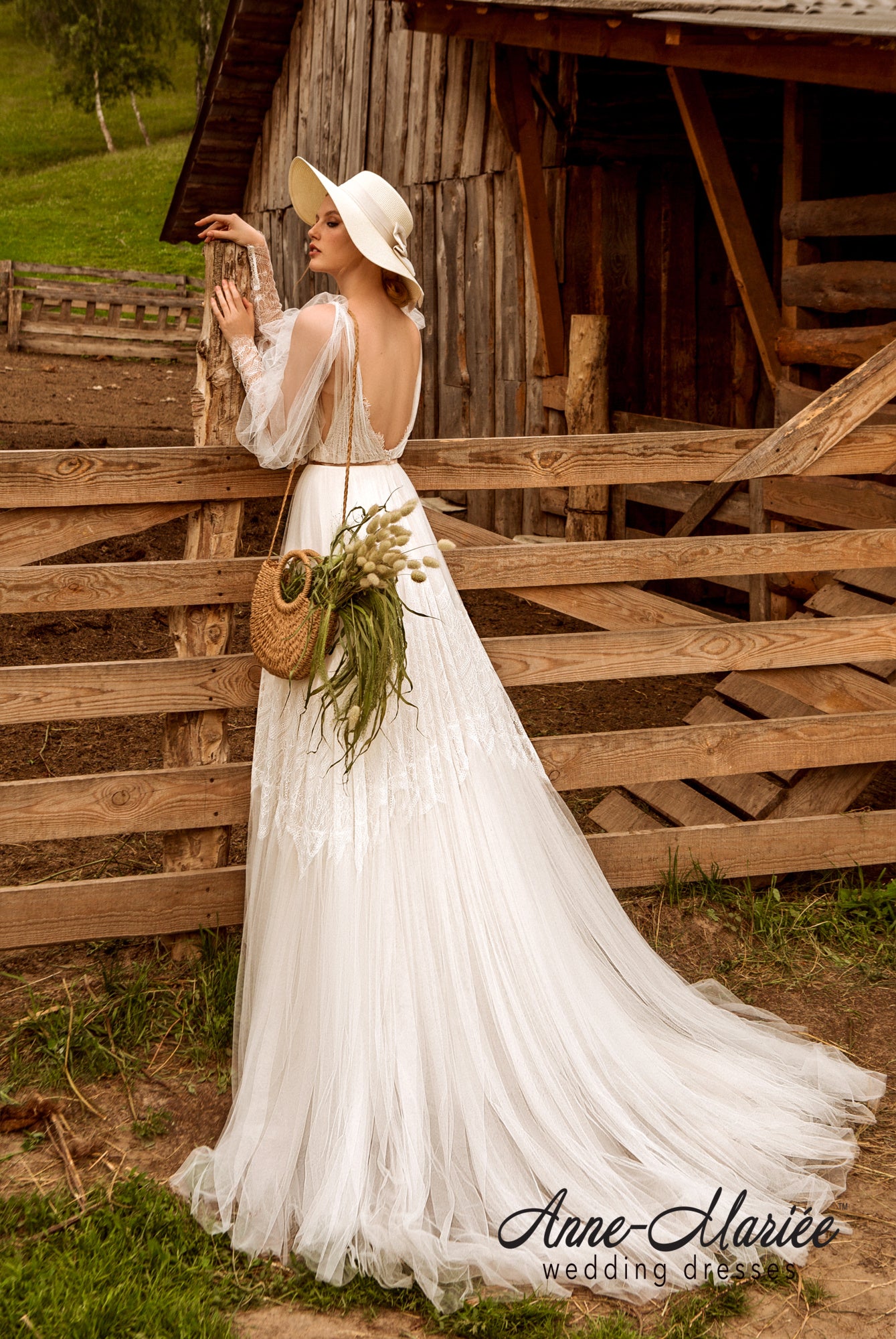 Delain Open back A-line Long sleeve Wedding Dress Back