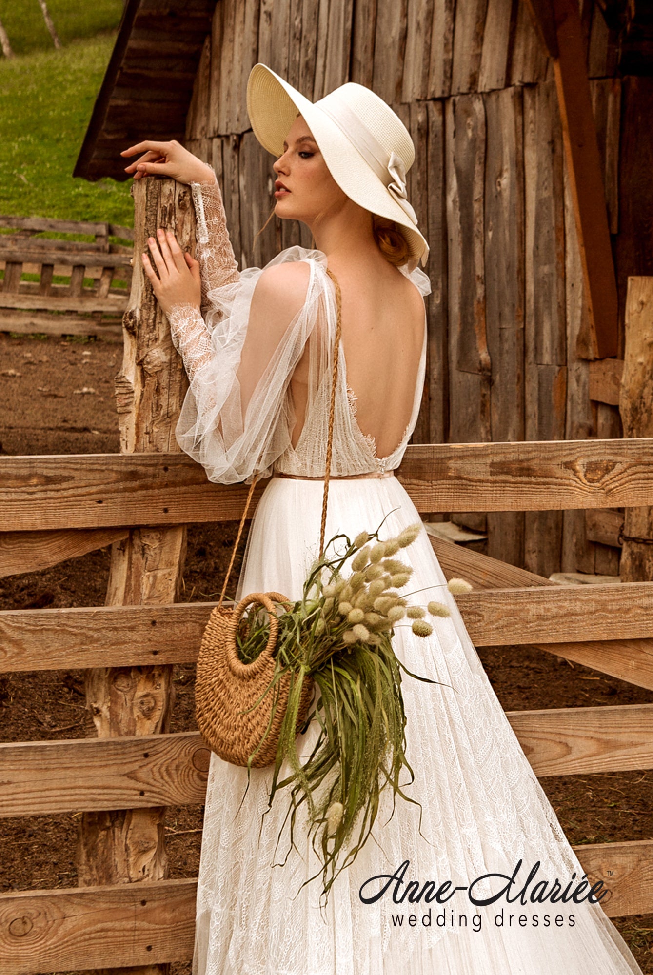 Delain A-line Deep V-neck Ivory Dustyrose Wedding dress