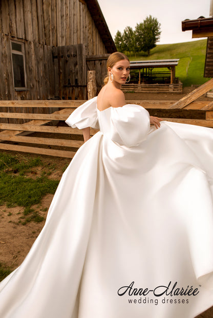 Rita Open back A-line 3/4 sleeve Wedding Dress 4